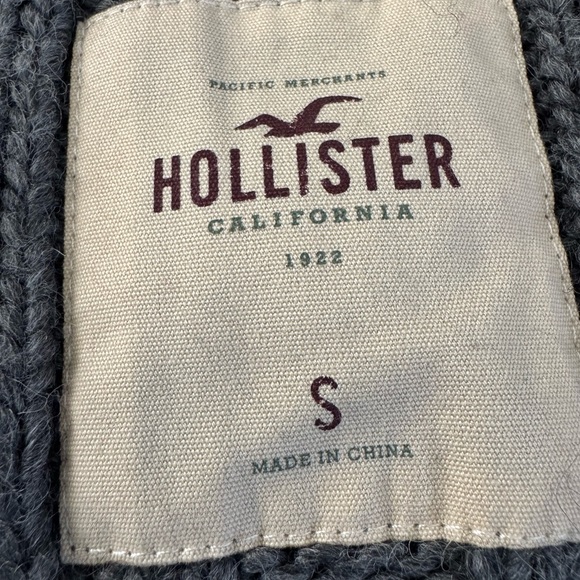 Vintage Hollister Knit Sweater - Picture 2 of 3